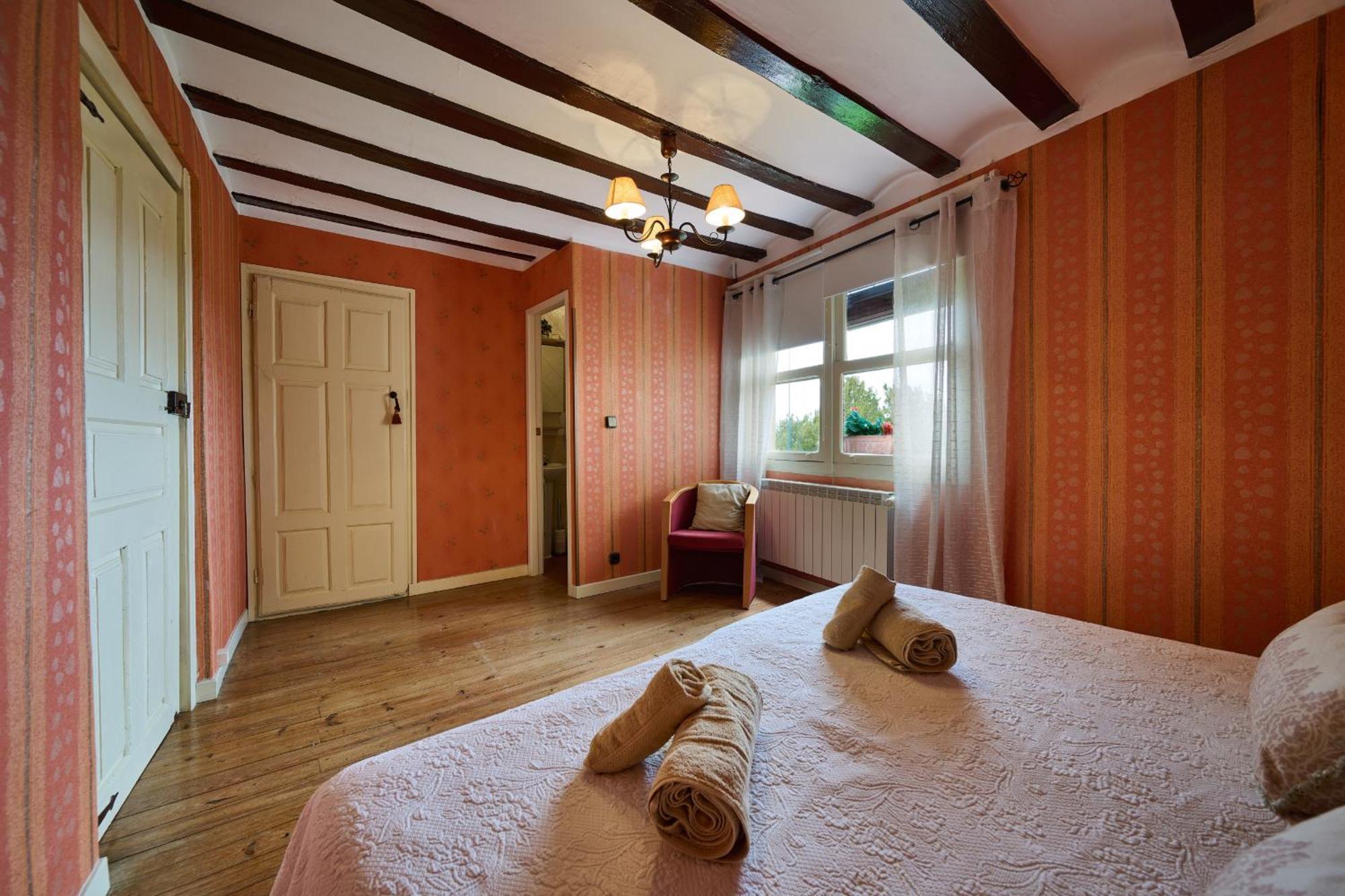 Villa Historic Haven By Fidalsa Labastida